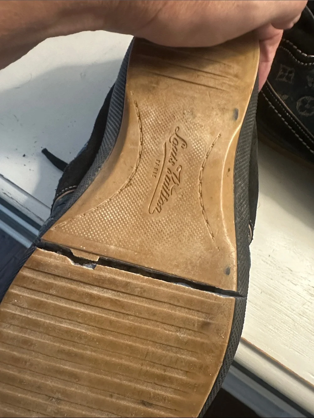 ***Please Read!!! Authentic Louis Vuitton Sneakers Size 12